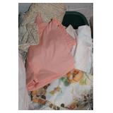 A TUB OF VINTAGE TABLE LINENS