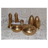 GOLD TONES PORCELAIN