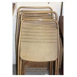 4 FOLDING CHAIRS