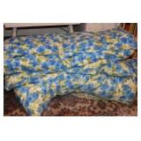 2 COMFORTERS