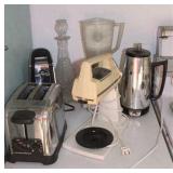 SMALL KITCHEN APPLIANCES