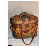 DECORATIVE SEWING OR PICNIC BASKET