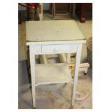 PAINTED ACCENT TABLE