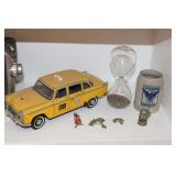 RADIO, DIE CAST REPLICA CAB ETC