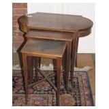 SET OF 3 NESTING TABLES