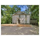 3720 Kingston Pike - Knoxville, TN 37919