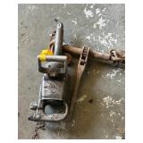LARGE IMPACT GUN AND CHAIN DOG