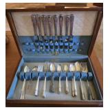 Wm. Rogers & Son IS Victorian Rose Flatware Set