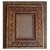 Elegant Floral & Vine Picture Frame