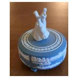1980 Franklin Mint Blue Danube Music Box