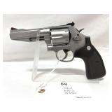 S & W 686-6 - .357 MAGNUM REVOLVER