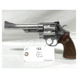 S & W 629-1 - .44 MAGNUM REVOLVER