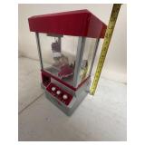 THE CLAW working machine