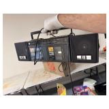 Vintage Cassette Radio Player: Radio works