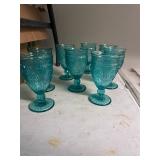 Beautiful 8pc Set of Glass Goblets
