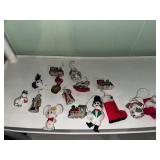 Lot Vintage Christmas ornaments