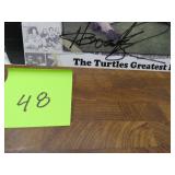 SIGNED ALBUM  TURTLES  GREATEST HITS