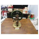 137 LOT D M SMALL ENGINE SINGLE ACTING CYLANDER