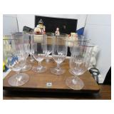 FANCY GOLD RIM GLASSES  TEN  7 1/2 H X 3