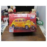 LOT GH41 NEW MODEL KIT GASSER 1940 FORD SEDAN