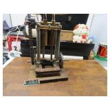 LOT DM 11SINGLE ACTING TWO CYLANDER OVERHEAD