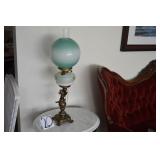 LOT CS ANTIQUE GONE WITH THE WIND PARLOR LAMP