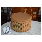 LOT CS LARGE CHRISTMASS LONABERGER ROUND BASKET