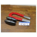 LUCKY HORSESHOE  MAGNET