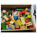 LOT CW  MANY CRAFT  KIDS BUILT BLOCKS