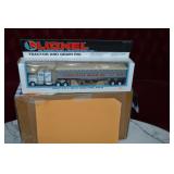 LOT CS 280 LIONEL TRACTOR TRAILER GRAIN CO.