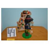 LOT CS44 WOOD THE VILLAGE PEDDLER BY STEINBACH  GE