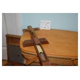 LOT CS 225  VINTAGE LAST RITE CRUCIFIX