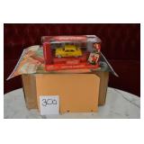 LOT CS 300 COCA COLA  CAR COLLECTIBLE