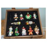 LOT CS 195 CASE OF HOLIDAY ORNAMENTS   15 ORNAMENS