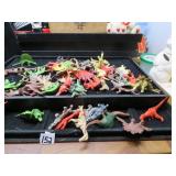 LOT K 152  DINOSAURS