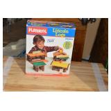 LOT CW 19 SET OF LINCOLN LOGS