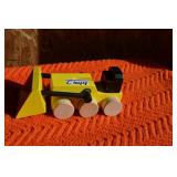 LOT CW  WOODEN FRONT END  LOADER