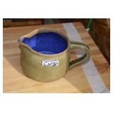 LOT CW20MOD POTTERY BY CORRY WANAMAKER