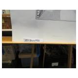 LOT SHANE 32   119/ 300 FREDRICK HILTON