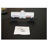 LOT CS 196  LIONEL TANKER CAR  027   FARMERS TRUS