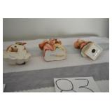 LOT CS 83 GOEBEL ANGLE SINGERS & LANTERN