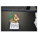 LOT 104 3 PCS  SUMMER STROLL  GOEBEL MJ HUMMEL