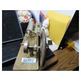 LOT DM 8 SINGLE PISTON SINGLE ACTING PIN VAUE STEM