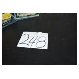 LOT CS 248 STREET LIGHT HERSHEY KISS