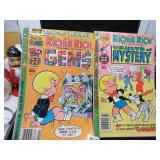LOT  KS 5 VINTAGE COMIC BOOK RICHIE RICH