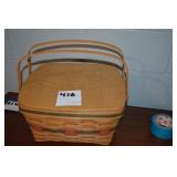 LOT CS 416 1993 CHIRSTMAS BASKET  LONGABERGER