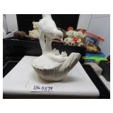 LOT B 1175  U PAINT CERAMIC MOTHER BIRD W/ THREES