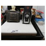LOT MW 95 PAIR VINTAGE CAMERAS