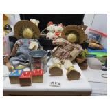 LOT B 76 WHITTLE FRIENDS FLOWER GARDEN