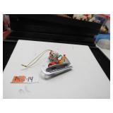 LOT MW 14  DALE DISNEY ORNAMENT